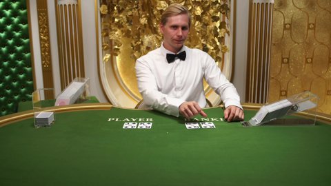 Salon Privé Baccarat J